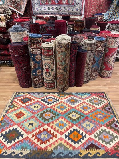 Persian rug sale - Persian Art Treasure - Adelaide Central Market - Premium quality Persian Boho Kilim Rug size: 158 cm. X 102 cm.