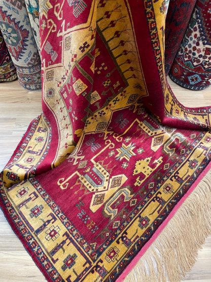 Premium Quality Persian Tribal Hand-knotted 100% SILK 141 cm. X 108 cm. Rug - Persian Art Treasure - Adelaide Central Market - Persian rug sale - Adelaide rug shop - Home Decor