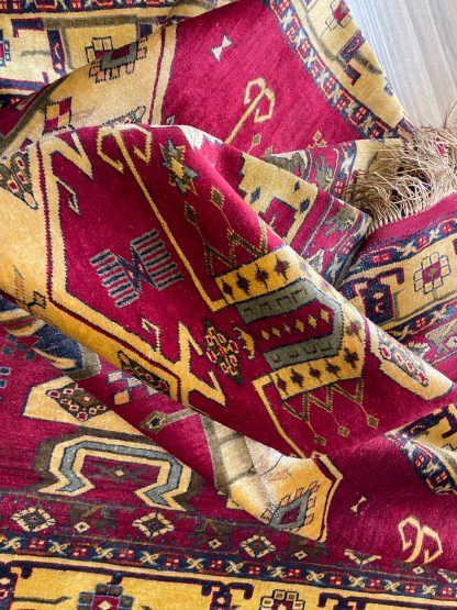Premium Quality Persian Tribal Hand-knotted 100% SILK 141 cm. X 108 cm. Rug - Persian Art Treasure - Adelaide Central Market - Persian rug sale - Adelaide rug shop - Home Decor